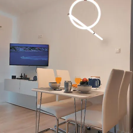 Brand New Sunny Blue 4 Apartment Supetar